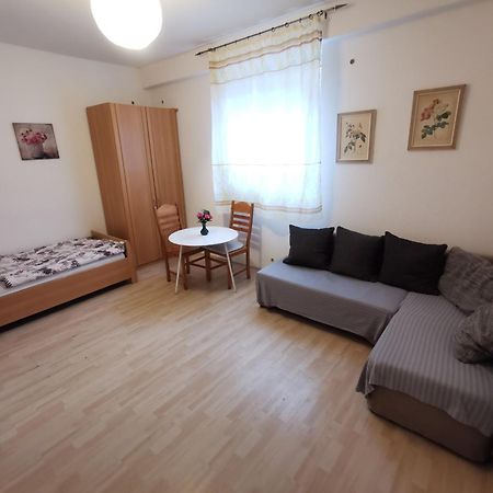 Markt Erlbach Gaestehaus Moebius מראה חיצוני תמונה
